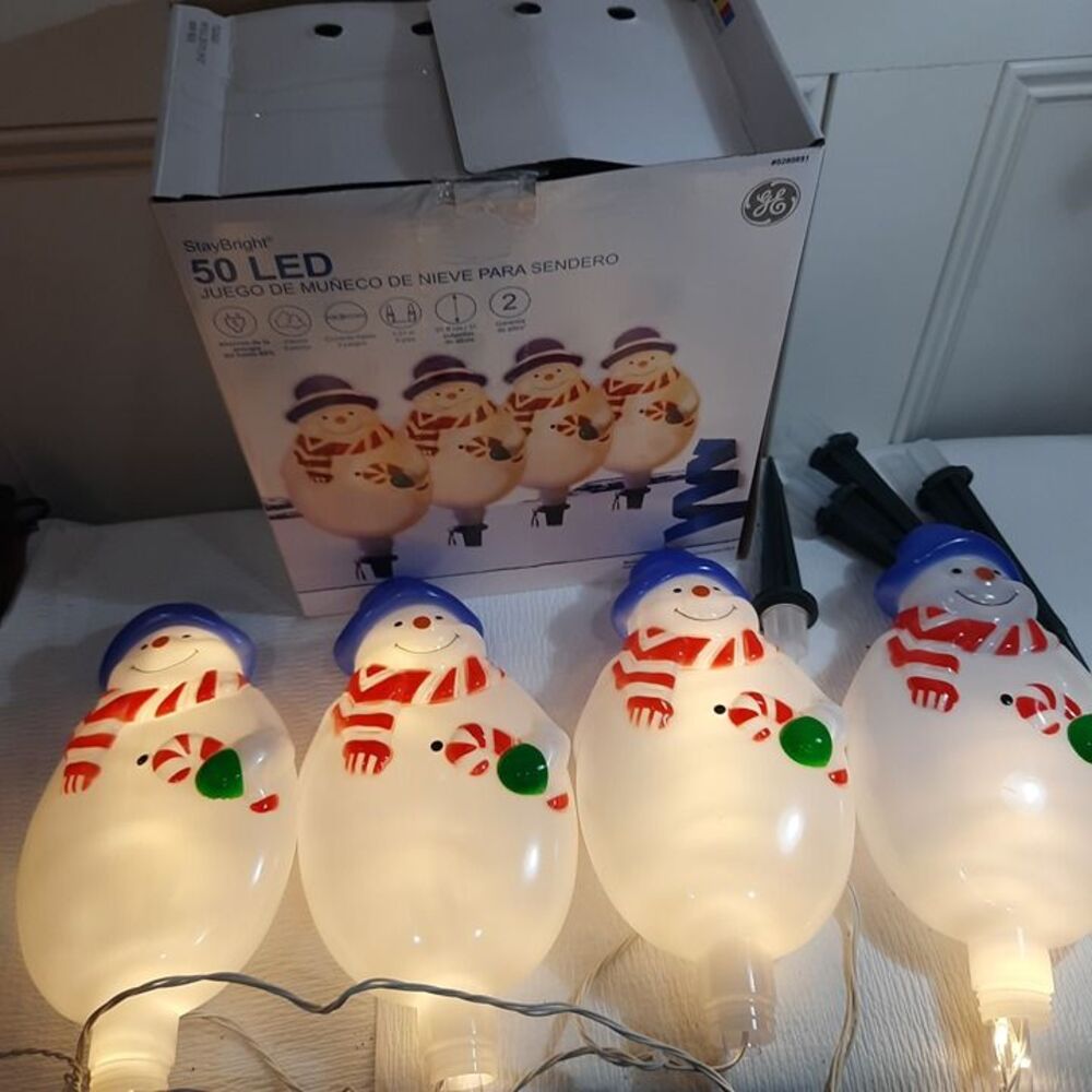 GE StayBright Snowman Pathway light Markers x4 White Christmas blow mold 5280891